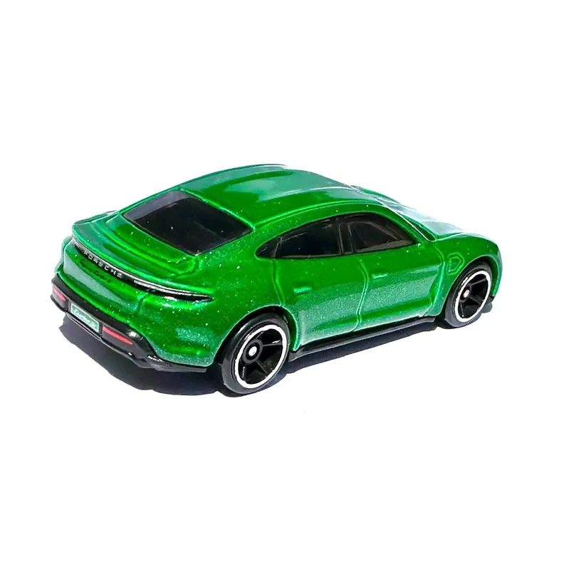 Машинка Hot Wheels HKJ31 Factory Fresh 2023 Porsche Taycan Turbo S Green 4/5-0