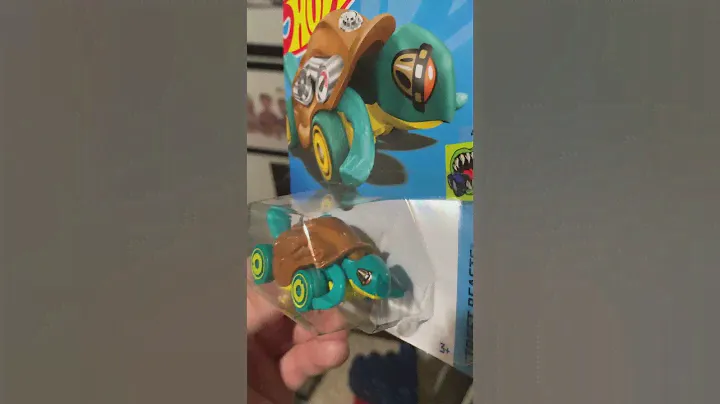A Hot Wheels Street Beasts Turtoshell Turtle Car Toy.