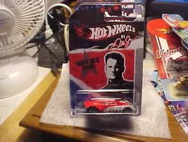 Hot Wheels Dale Earnhardt Jr. Picks Collection Split Vision