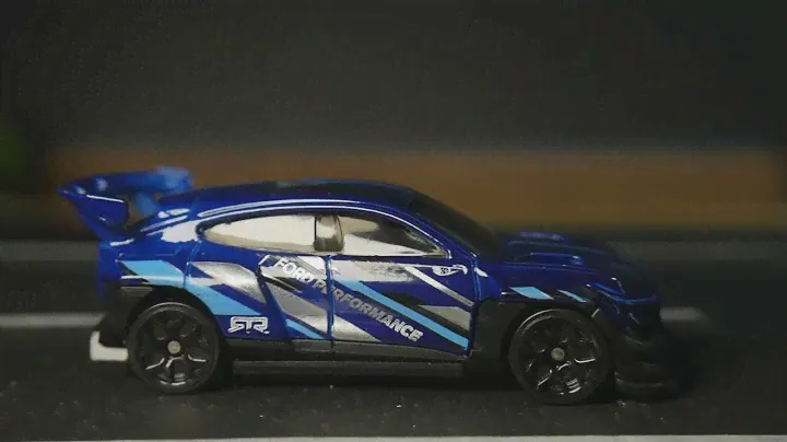 Ford Mustang Mach E 1400 Hot Wheels Unboxing