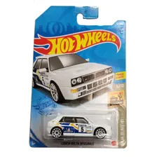 Машинка базовая Hot Wheels Lancia