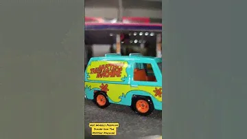 Hot Wheels Premium Scooby Doo The Mystery Machine