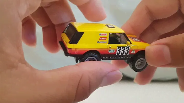 Hot Wheels premium Range Rover Classic