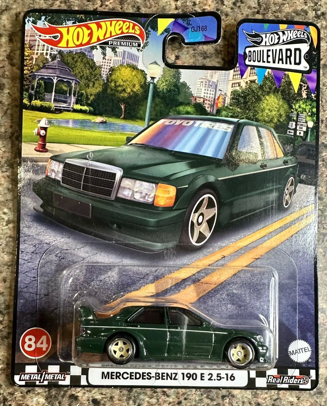 Hot Wheels Premium Boulevard Mercedes-Benz 190E 2.5-16: 2023#84-0