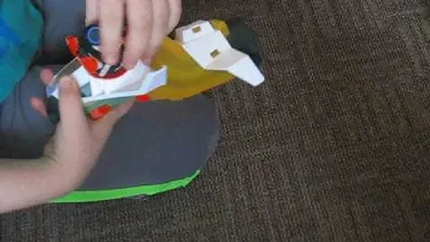Бомбардировщик Hot Wheels Ballistiks Battle bomber