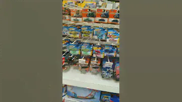 Sprawdzamy promocje Hot Wheels w Auchan 🤔 #hotwheels  #auchan