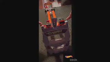 Hot Wheels Racing: 2005 retro ‘68 El Camino against Ultra Hot ‘71 El Camino!