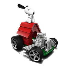 Машинка Snoopy Peanuts из базовой коллекции Hot Wheels, 1:64
