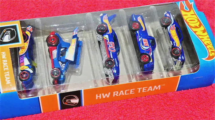 Набор из 5 наборов Hot Wheels RACE TEAM 2022 года