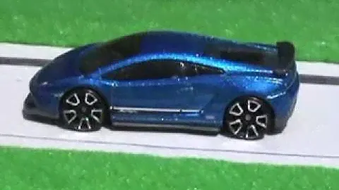 Hotwheels Lamborghini Gallardo LP 570-4 Superleggera in blue hope you enjoy the video