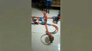 Aarush's longest hotwheels track