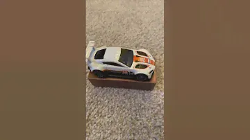 Hot Wheels Aston Martin Vantage GTE