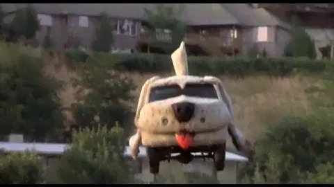 dumb and dumber dog car
