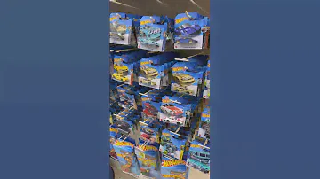 Полювання на ХотВілс. Ашан 04.10.23. Україна. HotWheels treasure hunting.