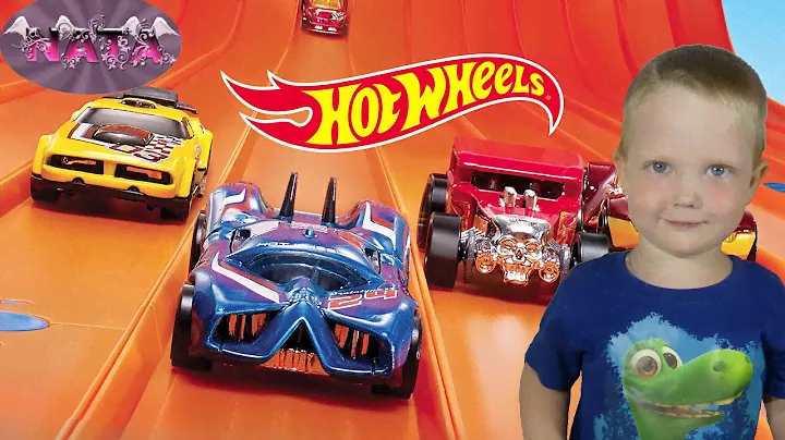 Хот Вилс- гоночные машинки. Игра- Hot Wheels- Распаковка. Видео для детей.