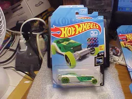 Hot Wheels X-Raycers Hi-Roller White with 2018 Factory Seal Sticker