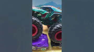 Hot Wheels Monster Trucks ｜Mega Wrex #hotwheels #ホットウィール #モントラ