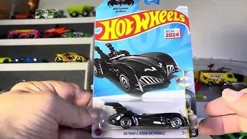 Hotwheels Batman and robin Batmobile review