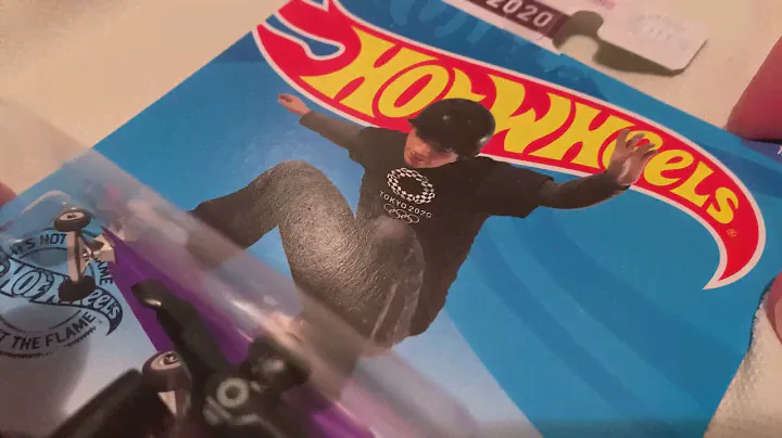 Hot Wheels Skate Grom (2020 Olympic Games Tokyo 2020 - Skateboarding)